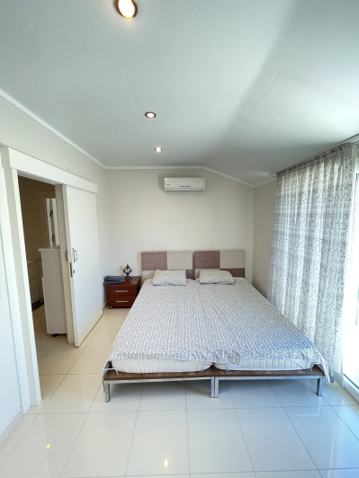 Image No.22-3 Bed Duplex for sale