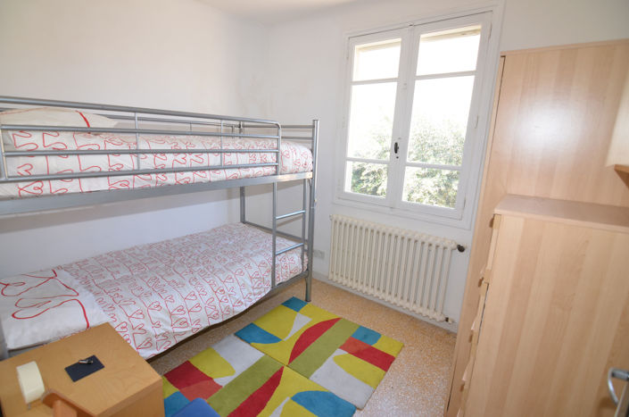 Image No.19-3 Bed House for sale