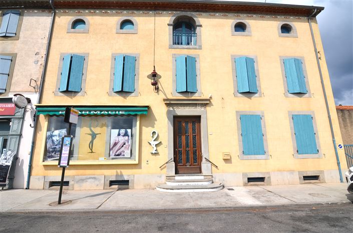 Image No.2-6 Bed House for sale