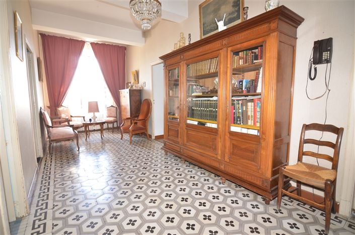 Image No.17-6 Bed House for sale