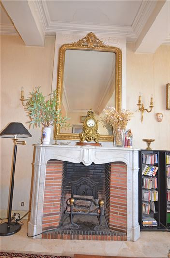 Image No.9-6 Bed House for sale