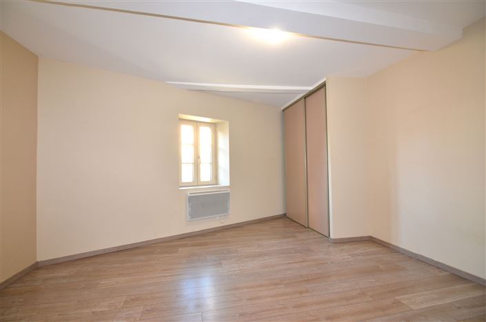 Image No.18-2 Bed House for sale