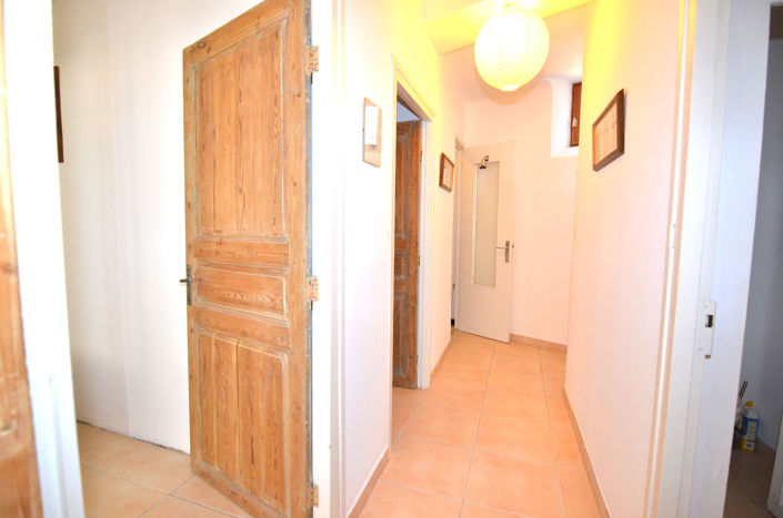 Image No.16-3 Bed House for sale