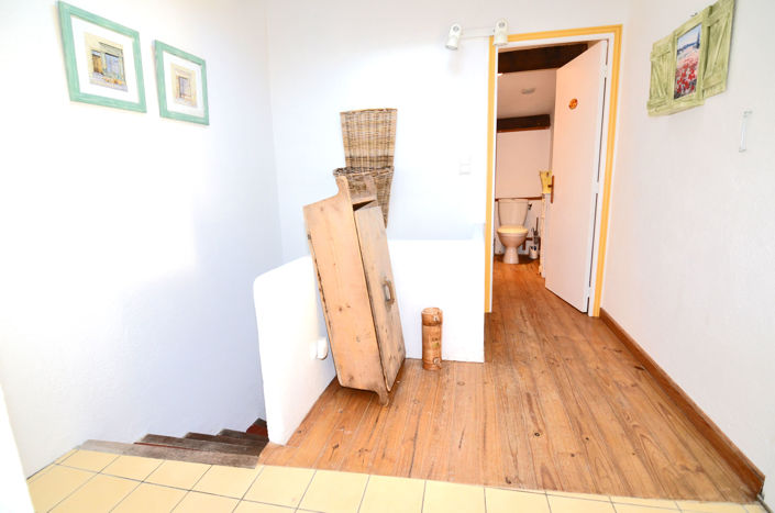 Image No.10-2 Bed House for sale