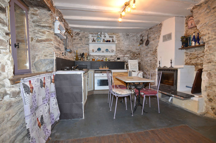 Image No.6-3 Bed House for sale