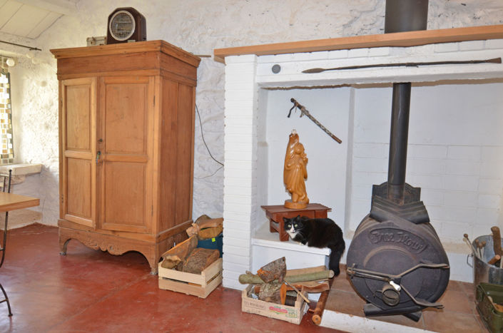 Image No.11-2 Bed House for sale