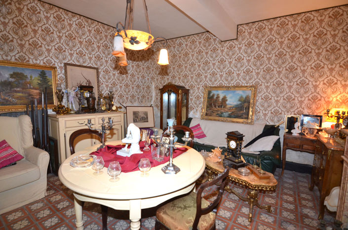 Image No.9-3 Bed House for sale