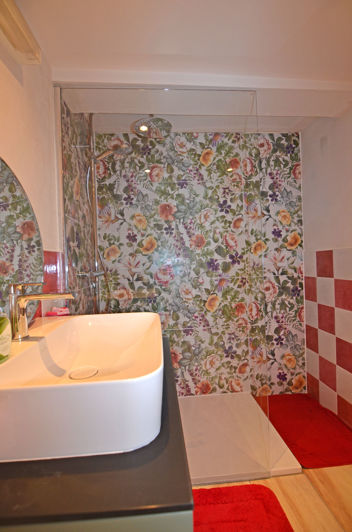 Image No.21-3 Bed House for sale