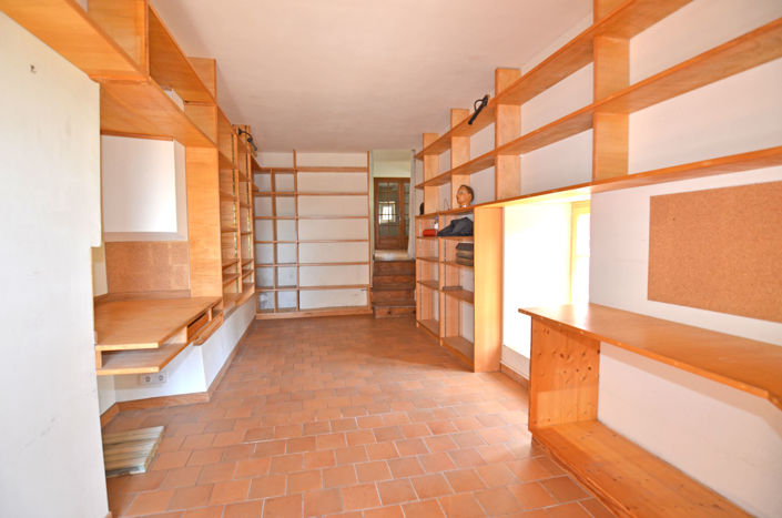 Image No.18-3 Bed House for sale