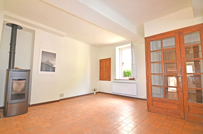 Image No.8-3 Bed House for sale