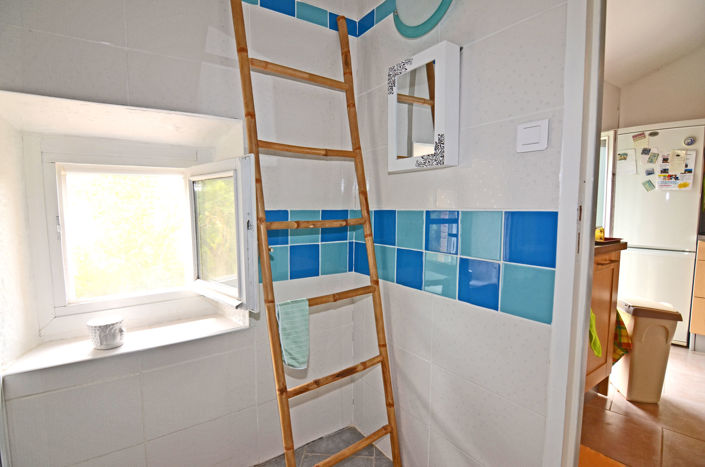 Image No.18-3 Bed House for sale