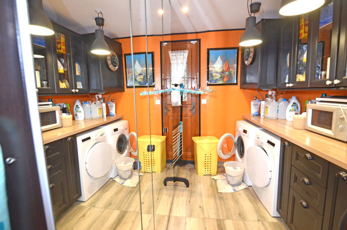 Image No.17-3 Bed House for sale