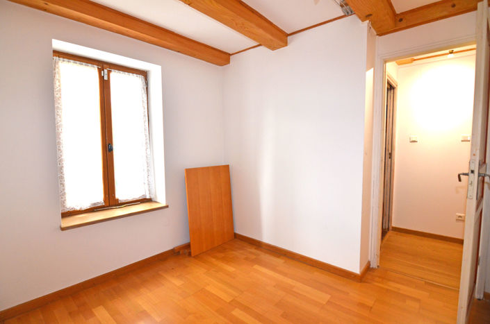 Image No.18-3 Bed House for sale