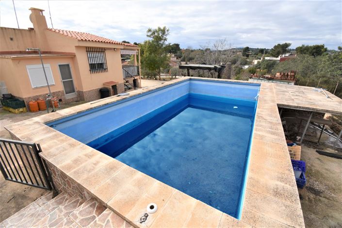 Image No.1-3 Bed Villa for sale