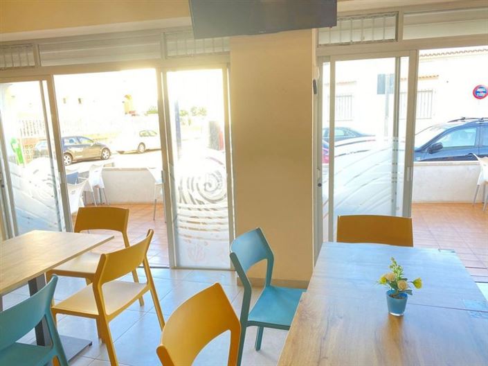 Image No.10-1 Bed Property for sale