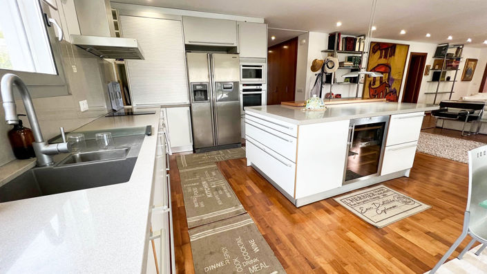 Image No.6-4 Bed Villa for sale