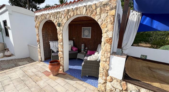 Image No.4-6 Bed Villa for sale