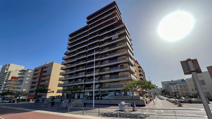 Image No.2-4 Bed Villa for sale