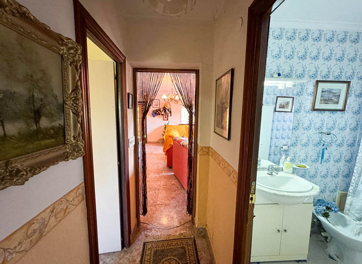 Image No.10-4 Bed Villa for sale