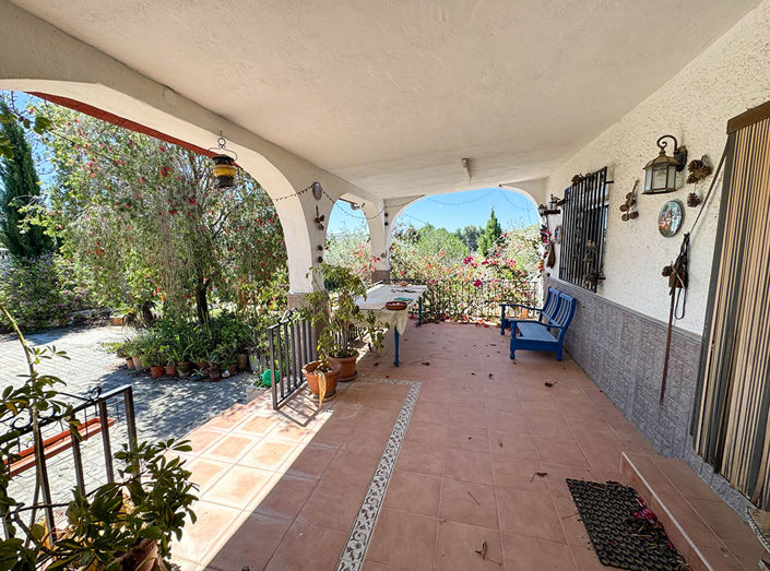 Image No.2-4 Bed Villa for sale