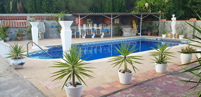 Image No.6-10 Bed Villa for sale