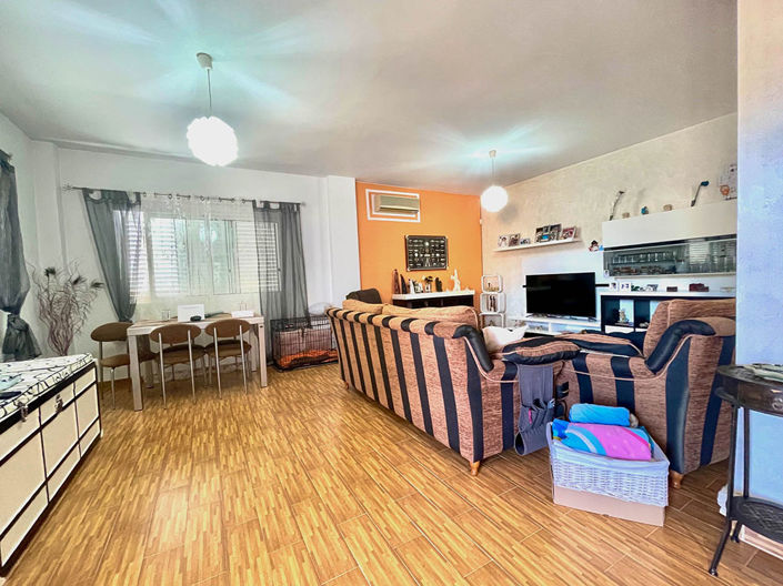 Image No.2-3 Bed Villa for sale