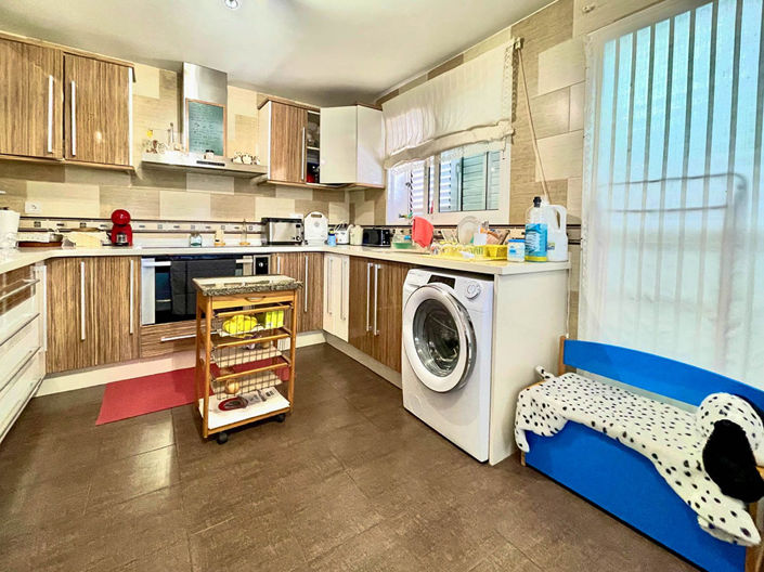 Image No.4-3 Bed Villa for sale