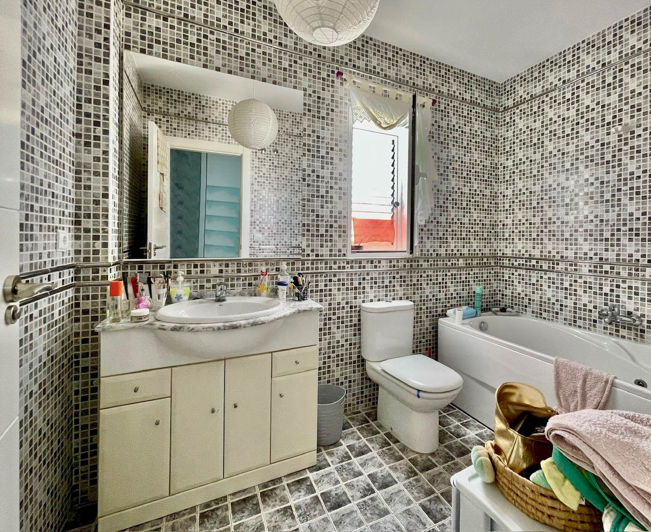 Image No.8-3 Bed Villa for sale