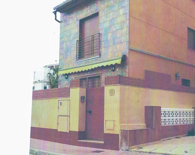 Image No.4-3 Bed Land for sale