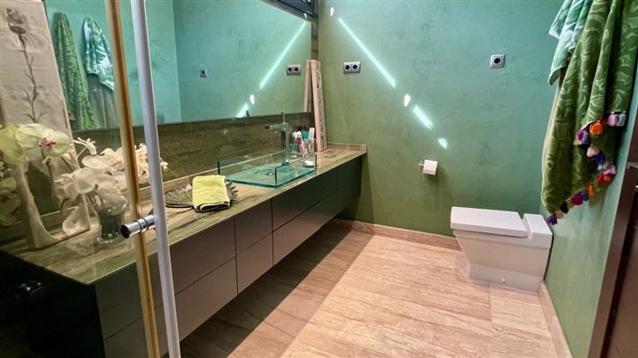 Image No.29-5 Bed Villa for sale