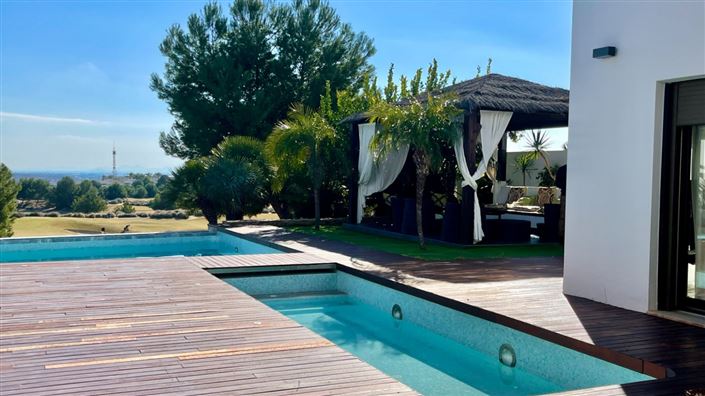 Image No.3-5 Bed Villa for sale