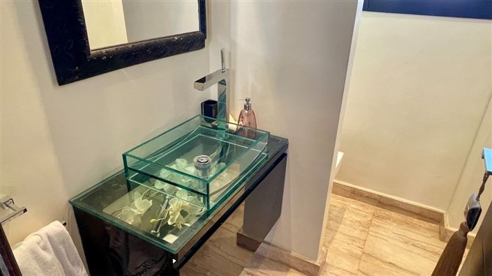 Image No.37-5 Bed Villa for sale