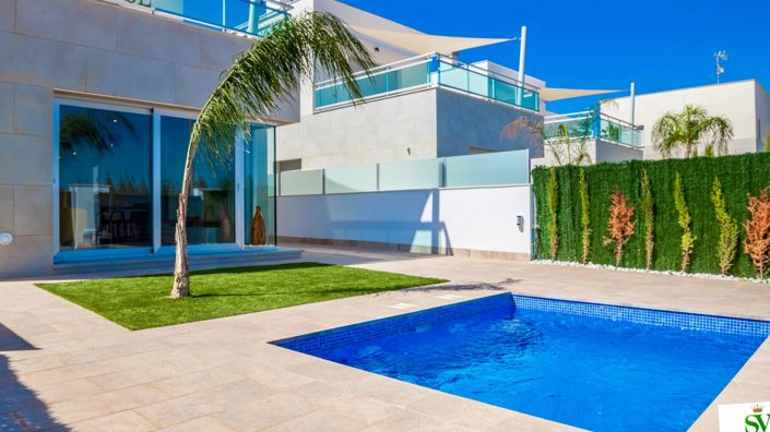 Image No.2-3 Bed Villa for sale