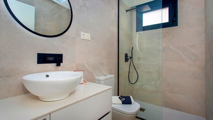 Image No.10-3 Bed Villa for sale