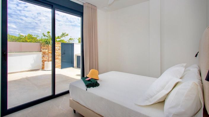 Image No.9-3 Bed Villa for sale