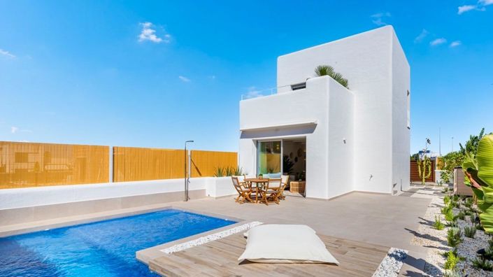 Image No.2-3 Bed Villa for sale