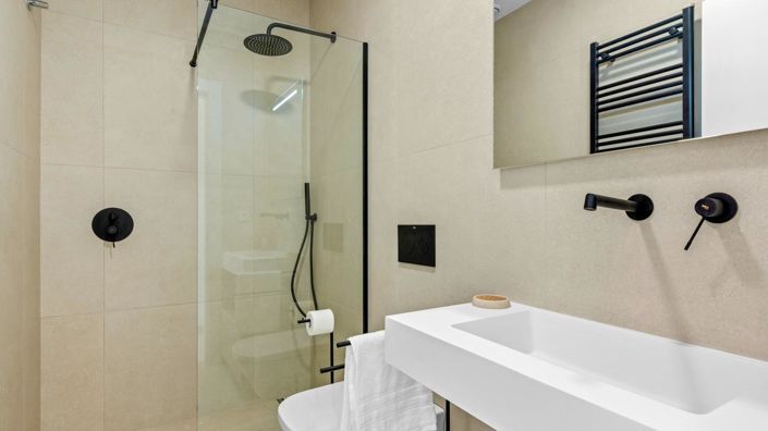 Image No.17-3 Bed Villa for sale