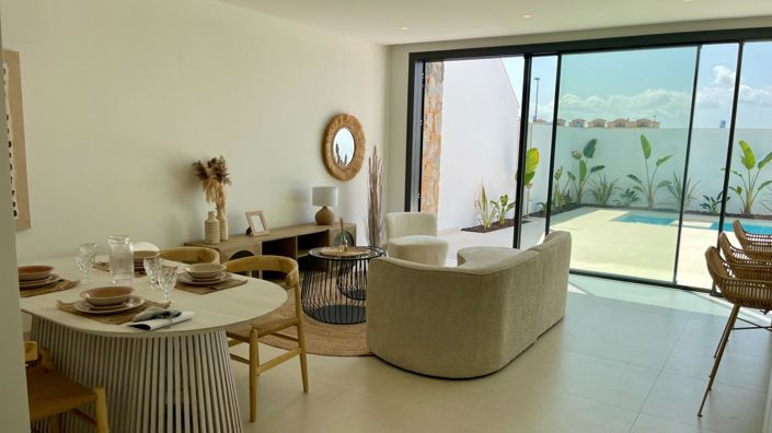 Image No.1-3 Bed Villa for sale