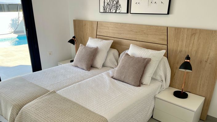 Image No.13-3 Bed Villa for sale