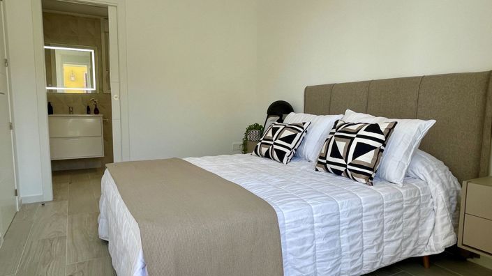 Image No.11-3 Bed Villa for sale