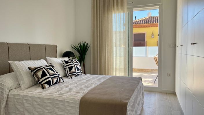 Image No.12-3 Bed Villa for sale