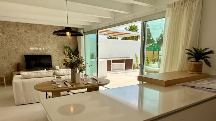 Image No.4-3 Bed Villa for sale