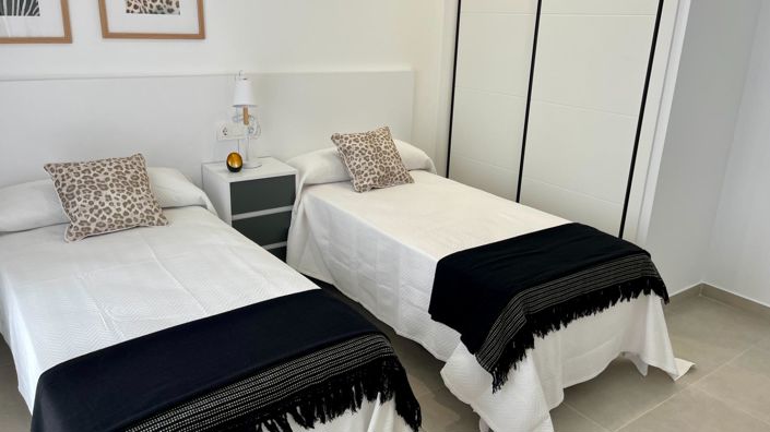 Image No.12-3 Bed Villa for sale