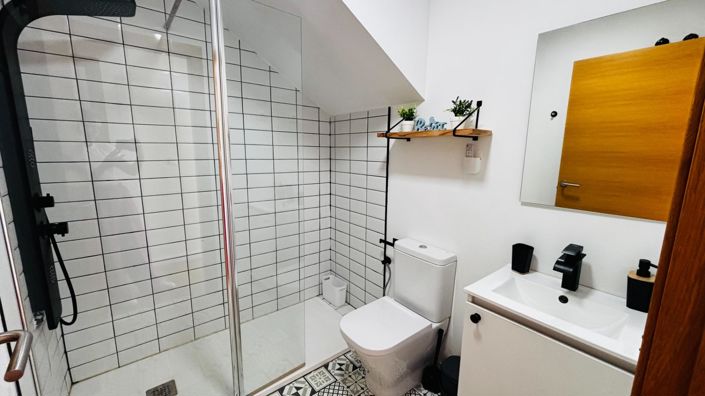 Image No.15-2 Bed Apartment for sale