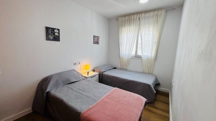 Image No.19-2 Bed Apartment for sale