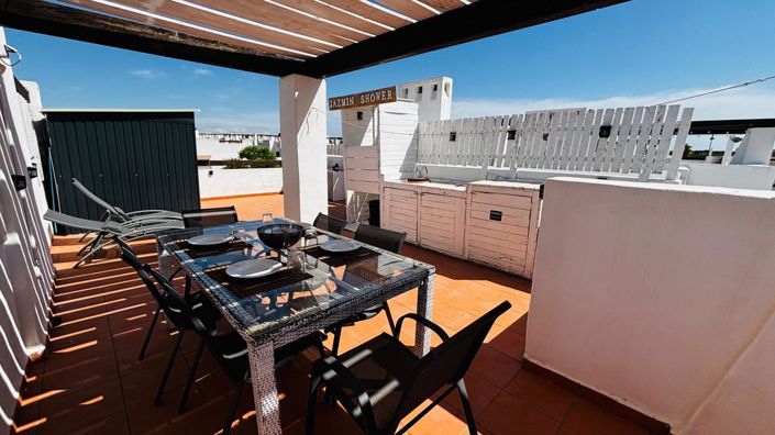 Image No.25-2 Bed Apartment for sale