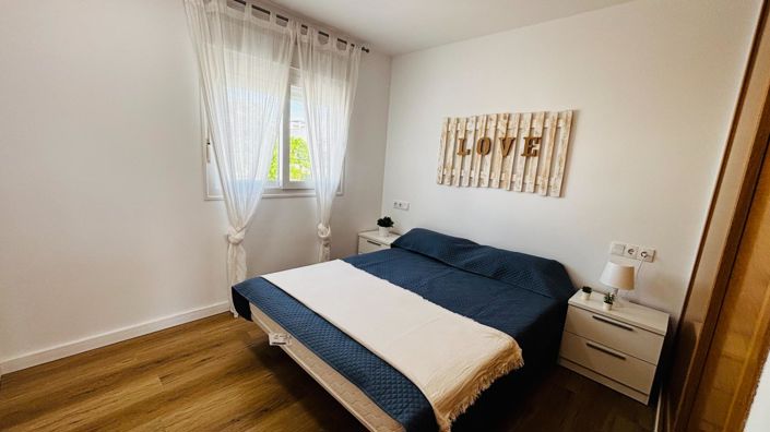 Image No.9-2 Bed Apartment for sale