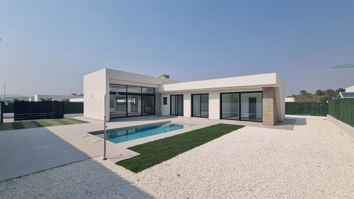 Image No.1-2 Bed Villa for sale