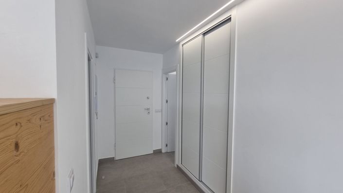 Image No.38-2 Bed Villa for sale