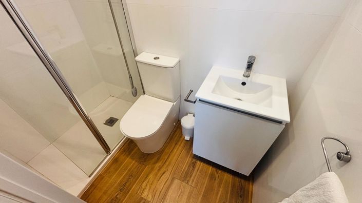 Image No.12-3 Bed Apartment for sale